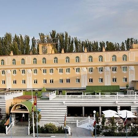 Hotel Torres I Villanueva Del Arzobispo Exterior foto